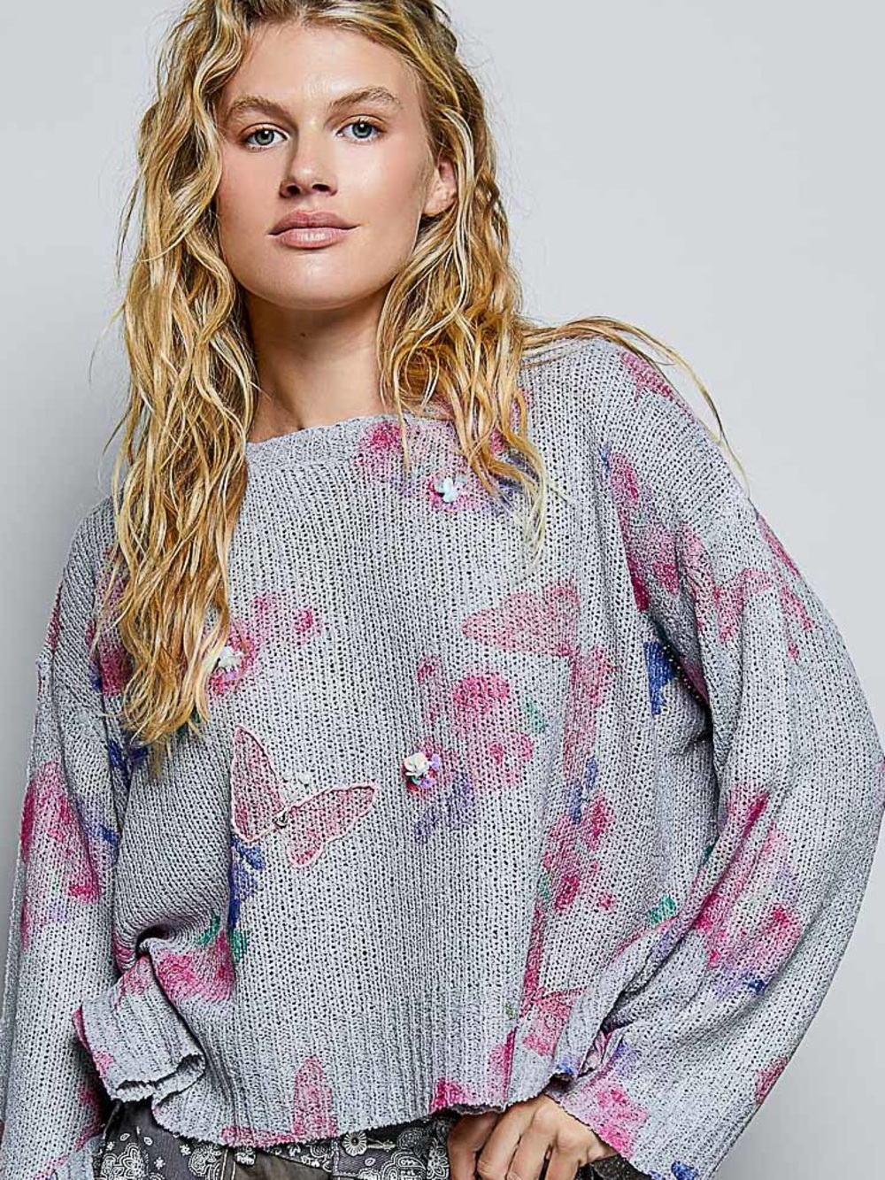 🦋 Hello Gorgeous! POL Ribbed Butterfly Print Round Neck Knit Top- Heather Gray